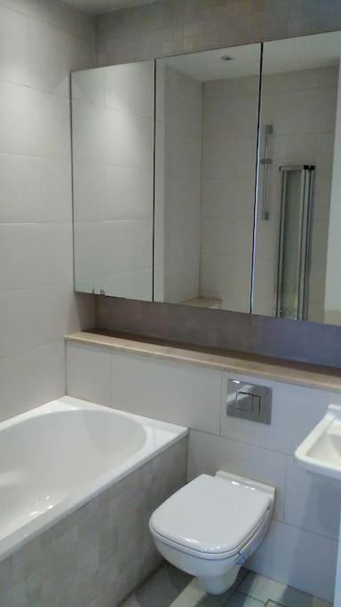 Superior 5* Kensington, London Flat + Free Wi-Fi Apartment Luaran gambar