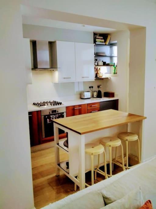Superior 5* Kensington, London Flat + Free Wi-Fi Apartment Luaran gambar