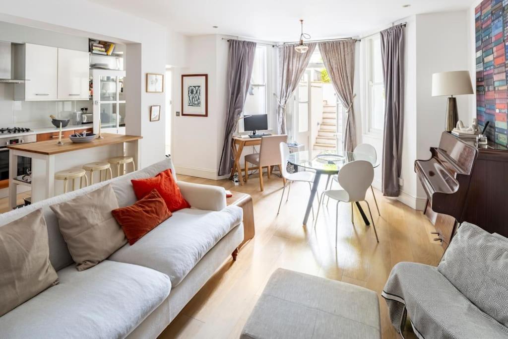 Superior 5* Kensington, London Flat + Free Wi-Fi Apartment Luaran gambar