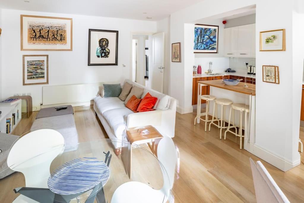 Superior 5* Kensington, London Flat + Free Wi-Fi Apartment Luaran gambar